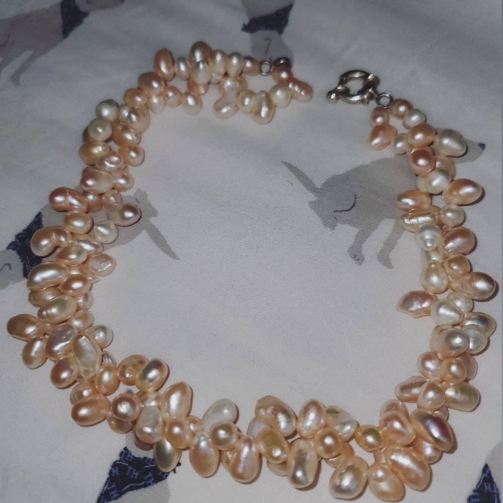 pearl necklace